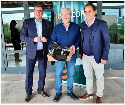 Eduardo Pizzi en diálogo con el Presidente de Bancor