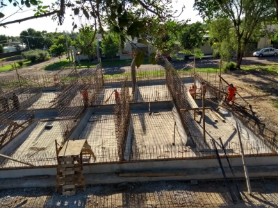 CONSTRUCCIÓN CISTERNA SOBRE CALLE LA RIOJA Y PANAMÁ