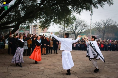 CELEBRACIÓN DEL 9 DE JULIO, DÍA DE NUESTRA INDEPENDENCIA.