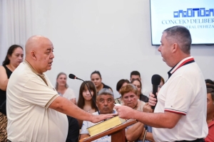 TOMA DE JURAMENTO AL CONCEJAL JORGE CENTENO - HACEMOS UNIDOS POR CÓRDOBA