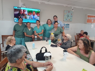 COOPERATIVA ELÉCTRICA OBSEQUIÓ HUEVOS DE PASCUAS EN NUESTRO HOGAR