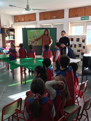 PROMOVIENDO LA ALIMENTACIÓN SALUDABLE.