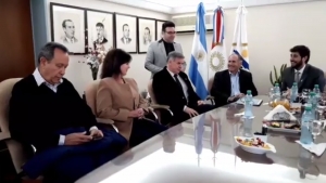 DECRETO 94-17 'A' - Declaración de Huésped de Honor de la ciudad, al Ingeniero Luis Jahn