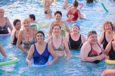 SUMATE A AQUA GYM EN VERANO ACTIVO