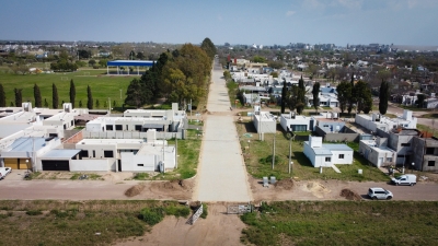 OBRA DE ADOQUINADO EN CALLE CHACO - FINALIZADA