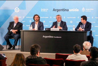 EL PRESIDENTE VOLVIÓ A COMUNICARSE CON EL PAÍS.