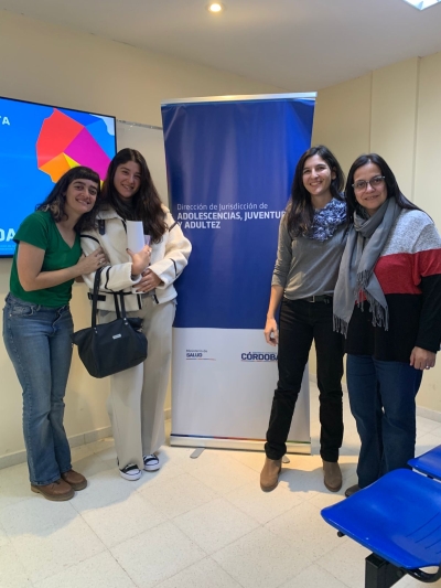 ADOLESCENCIAS EN LA CONSULTA. CAPACITACIÓN PARA EQUIPOS DE SALUD.