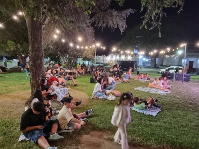 EN EL MARCO DE VERANO ACTIVO - CINE BAJO LAS ESTRELLAS