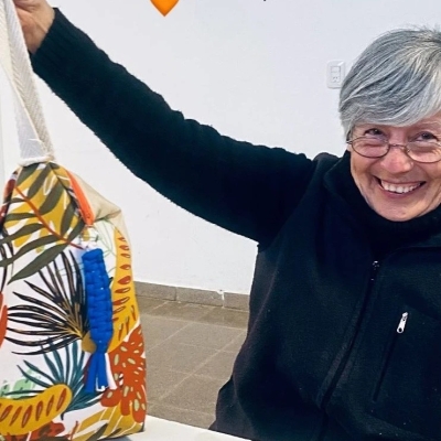 TALLER DE MACRAMÉ PARA ADULTOS MAYORES