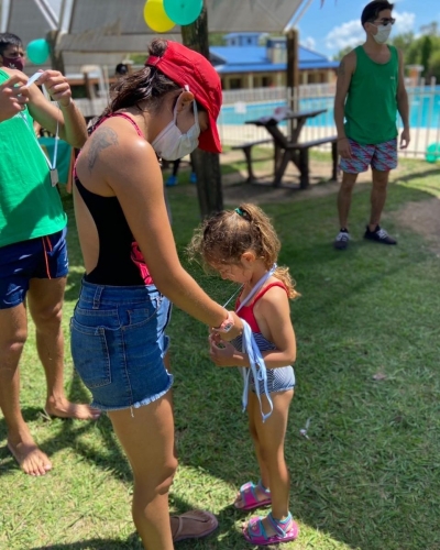 ENTREGA DE MEDALLAS ESCUELA DE VERANO DEL POLIDEPORTIVO MUNICIPAL.